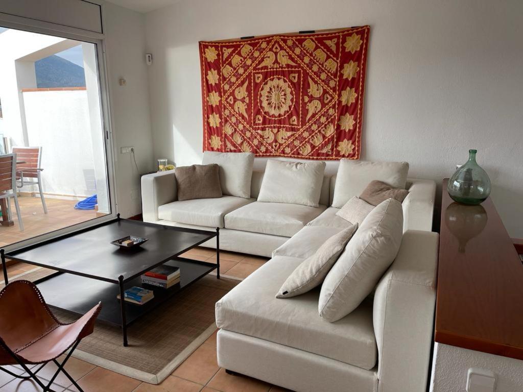 Beachfront Duplex With Terrace And Sea Views - Cadaques Exterior photo